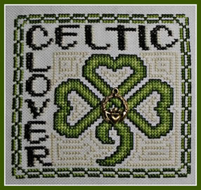 Wordplay-Celtic Clover (w/ charm)-Hinzeit-