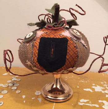 Prim Pumpkin Make Do-Dames Of The Needle-