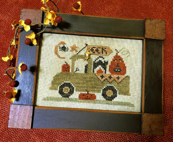 Trick Or Treat Truck-Homespun Elegance-