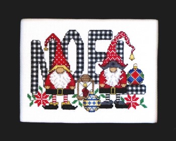 Gnome Noel-Bobbie G Designs-