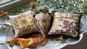 Samplings Of Lace-Autumn-Jan Hicks Creates-