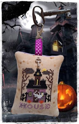 Haunted House Keychain-Fairy Wool In The Wood-