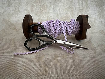 Lilac Rick Rack 1/4" (3 yards)-Dames Of The Needle-